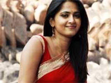 '2 சி' கேட்கும் அனுஷ்கா!