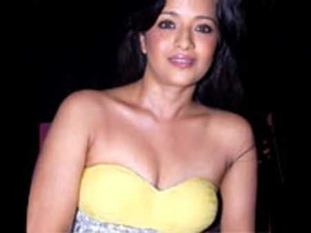 காதலில் விழுந்தேன்... ஆனா கல்யாணம் முடிவாகல! - ரீமா