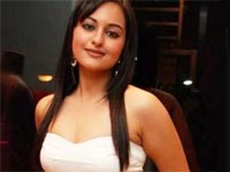 கமல் ஜோடியாகும் சோனாக்ஷி!