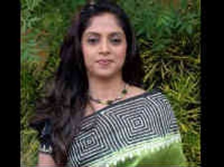 'ஜாக்பாட்': வென்றார் நதியா!