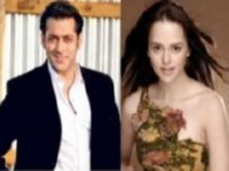 பிரிட்டிஷ் மாடலுடன் சல்மான் காதல்: ஆச்சரியத்தில் பாலிவுட்