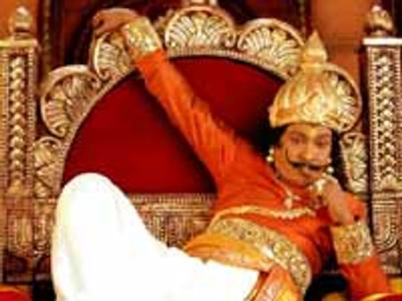 இன்னொரு எம்ஜிஆர் என சொல்லிக் கொள்பவரை ஏற்கிறதா அதிமுக?- வடிவேலு