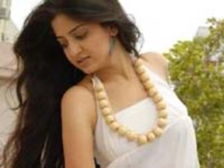 'நக்ஷத்திரா' என பெயரை மாற்றிக் கொண்ட பூனம் கவுர்!