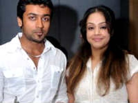 மீண்டும் ஜோடியாக நடிக்கத் தயாராகும் சூர்யா ஜோதிகா!