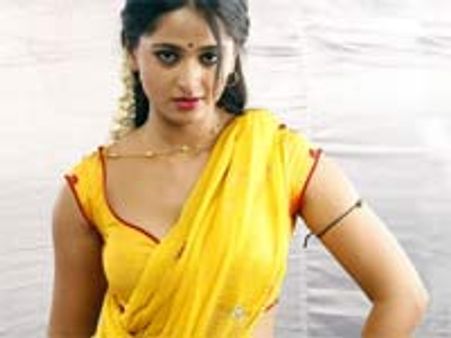 யோகா மூலம் அடித்த சினிமா யோகம்! - அனுஷ்கா