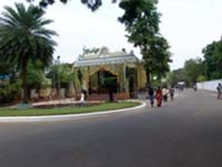 அடுக்குமாடி குடியிருப்புகளாகும் ஏவிஎம் வளாகம்!