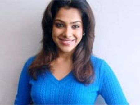 மலையாளத்தில் பிஸியாகும் சந்தியா!