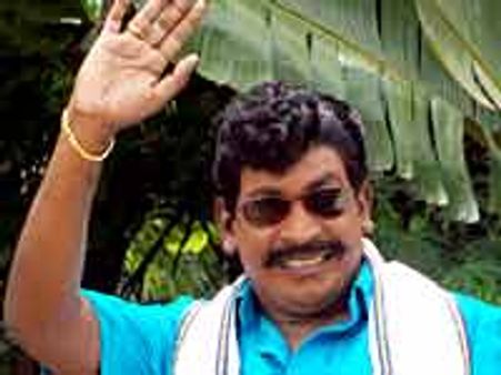 வடிவேலு பிரச்சாரம்... வாக்காளர்களிடம் ஏக ரெஸ்பான்ஸ்!!