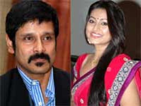 துபாயில் விஜய் டிவி இசை இரவு... விக்ரம்- சினேகா பங்கேற்பு!