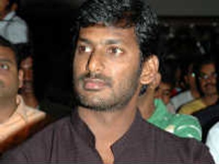 'மிரட்டிட்டீங்க...': ஆர்கேவைப் பாராட்டிய விஷால்!!