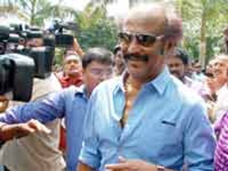 அடுத்த முதல்வர் யார்?- கணிப்பது கஷ்டம்: ரஜினி