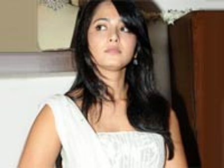 தேசிய அளவில் சிறந்த நடிகர் விக்ரம்! - பாராட்டும் அனுஷ்கா