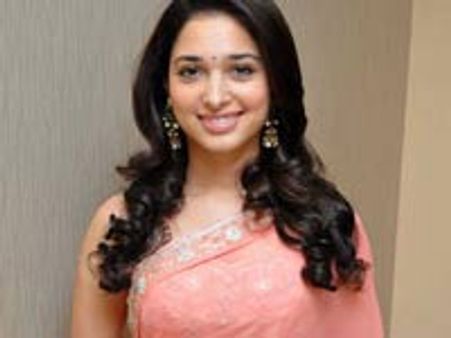 பவர் சோப் விளம்பரங்களில் தமன்னாவைப் பயன்படுத்தத் தடை