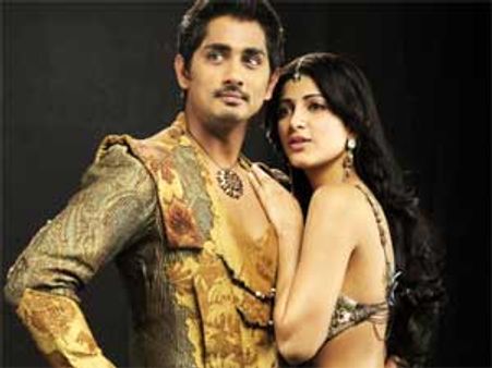 திருமணமாகாமலேயே சித்தார்த்துடன் வசிக்கும் ஸ்ருதி?