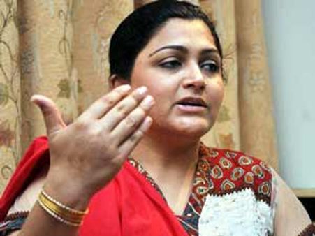 இது திமுகவுக்கு தோல்வி அல்ல, மக்களுக்கேத் தோல்வி-குஷ்பு பேச்சு