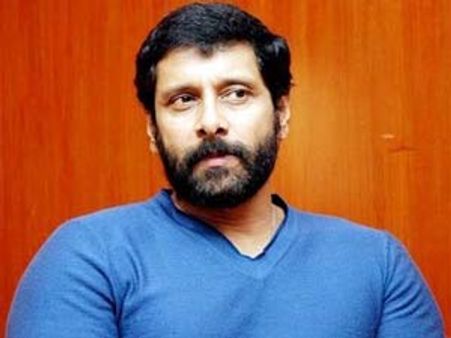 கரிகாலன் படத்தில் ஹாலிவுட் நாயகியுடன் ஜோடி சேரும் விக்ரம்!