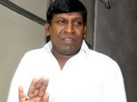 தேர்தலில் ஜெயித்து விட்டதால் என்னை அடிக்க அலைவது என்ன நியாயம்?-வடிவேலு