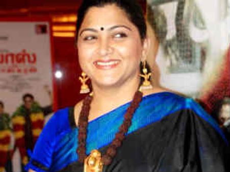 சின்னத்திரை தயாரிப்பாளர் சங்கம்: குஷ்பு ராஜினாமா!