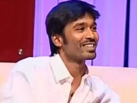 தேசிய விருதை சூப்பர் ஸ்டாருக்கு சமர்ப்பிக்கிறேன் ! - நடிகர் தனுஷ்