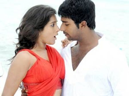 இன்டர்நெட்டில் 'கண்டேன்': கமிஷனரிடம் நடிகர் சாந்தனு புகார்