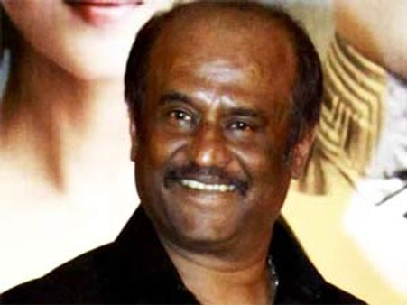 பேரன்களைப் பார்த்தார் ரஜினி!