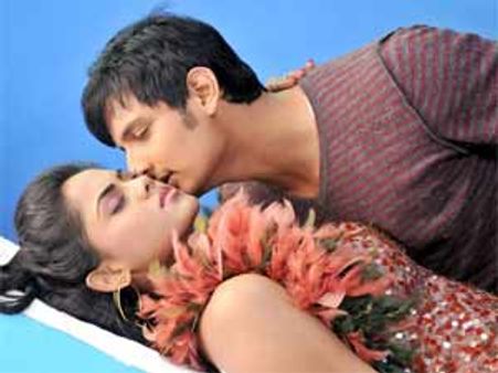 அயன் வசூலை முறியடித்தது கோ!