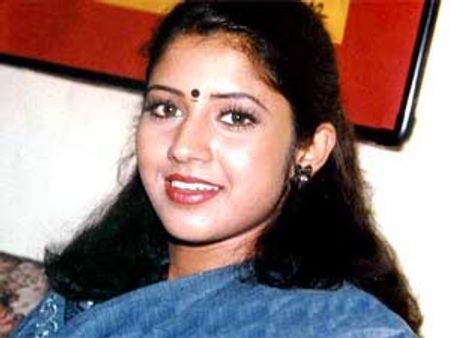 சீமான் மீதான புகார் குறித்து நடிகை விஜயலட்சுமி வீட்டில் போலீஸ் விசாரணை