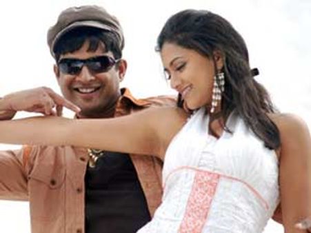 41வது பிறந்த நாள்-எளிமையாக கொண்டாடிய மாதவன்