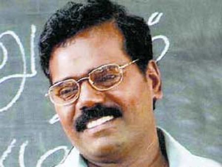 கல்லூரிகளில் விருப்ப பாடமாக வெளிநாட்டு மொழிகள்!! - இயக்குநர் தங்கர்பச்சான்