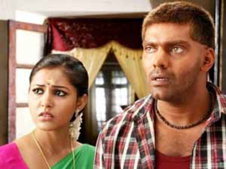 அவன் இவன்... எதிர்பாராத ரெஸ்பான்ஸ்... குஷியான புக்கிங்!!