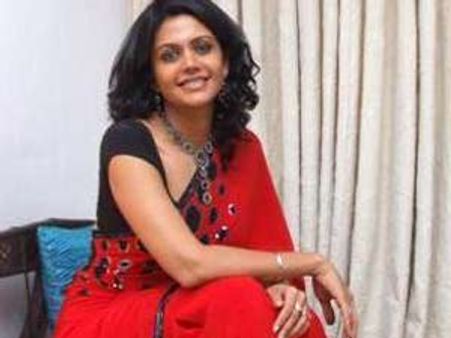 தாயானார் மந்திரா பேடி-ஆண் குழந்தையைப் பெற்றெடுத்தார்!