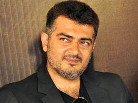 பில்லா 2: இருபது வயது இளைஞனாகும் அஜித்!