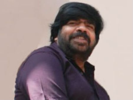 சினிமாவுக்கு வெறும் தாடியோடுதான் வந்தேன்: டி. ராஜேந்தர்