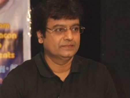 தமிழகம் முழுவதும் 10 லட்சம் மரக் கன்றுகள் நடும் காமெடியன் விவேக்