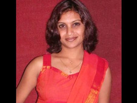 இந்தி டிவி தயாரிப்பாளர் கொலை- கன்னட நடிகைக்கு 3 ஆண்டு சிறை- காதலருக்கு 10 வருடம்