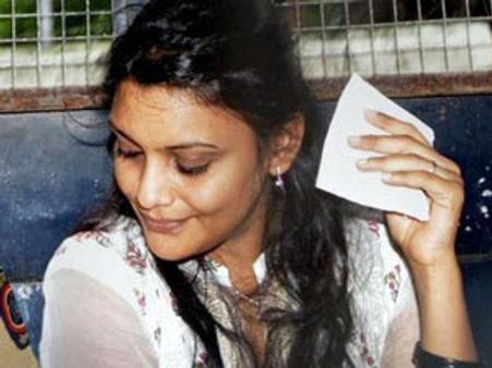 பிக் பாஸ் சீசன் 5-ல் மரியா சூசைராஜ் இல்லை: கலர்ஸ் சேனல் அறிவிப்பு