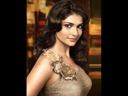 பிராச்சி @ பிரச்சினை தேசாய்!