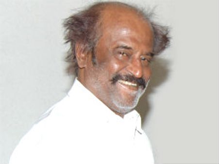 ரஜினி தங்கியிருப்பது கேளம்பாக்கத்திலா, போயஸ் தோட்டத்திலா?