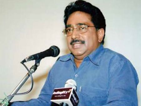 போதையில் மயங்கிக் கிடக்கும் தமிழ் இளைஞர் சமுதாயம்- நடிகர் ராஜேஷ் வேதனை