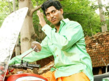 பாலா சொன்னா நிர்வாணமா கூட நடிப்பேன்: விஷால்