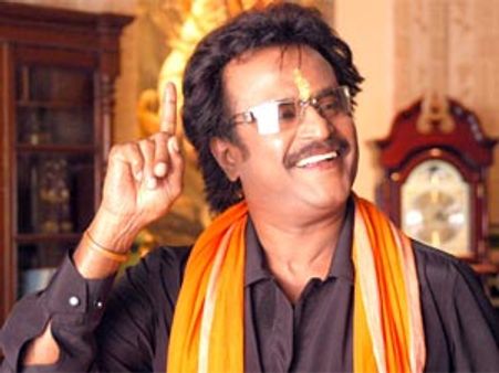 கடவுளுக்கு நிகரானவர் ரஜினி-ஜூம் டிவி புகழாரம்