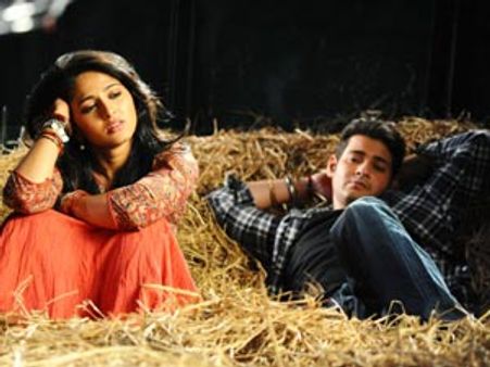 நடிகர் மகேஷ்பாபு படப்பிடிப்பில் தெலுங்கானா ஆதரவாளர்கள் ரகளை - 70 லட்சம் சேதம்