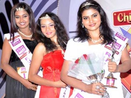 மிஸ் சின்னத்திரை அழகியாக லீலாவதி தேர்வு!