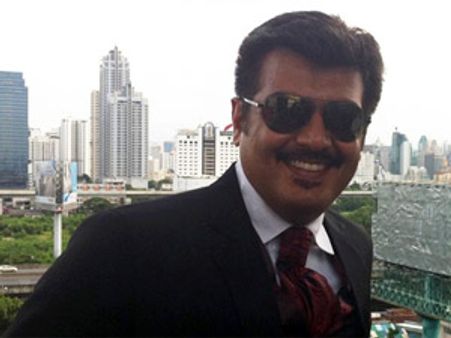 இளைஞர்களின் 'யூத் ஐகான்' அஜீத்... இணையதள சர்வே முடிவு!