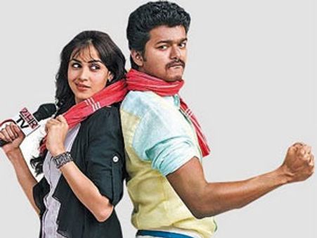 வேலாயுதம் இயக்குநர் ராஜாவுக்கு விஜய் பாராட்டு!