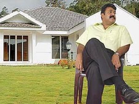 ஊட்டியில் மோகன்லால் வீட்டில் மீண்டும் வருமான வரி சோதனை!