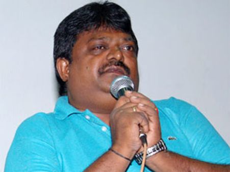 சக்தி சிதம்பரம் ரூ 1.60 கோடி ஏமாற்றினார்! - தொழிலதிபர் பதில் புகார்