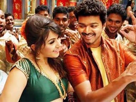 வேலாயுதம்... ஒரு லட்சம் பேர் பங்கேற்ற காட்சி!