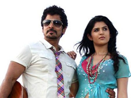 கைமாறிய விக்ரமின் ராஜபாட்டை!