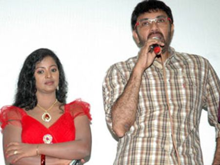 இளம் தலைமுறையினரிடம் கற்றுக் கொள்கிறேன் - 'கலவரம்' சந்திப்பில் சத்யராஜ்